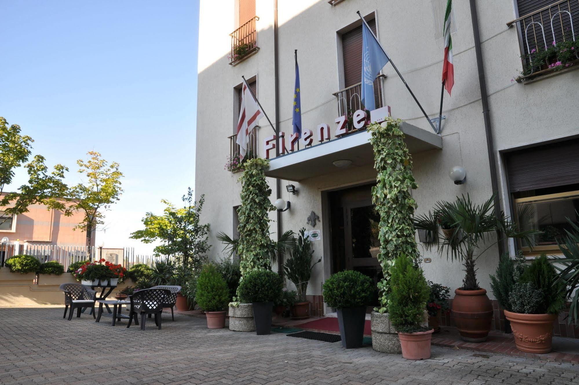 تْشيانشانو  تيرمي Hotel Firenze المظهر الخارجي الصورة
